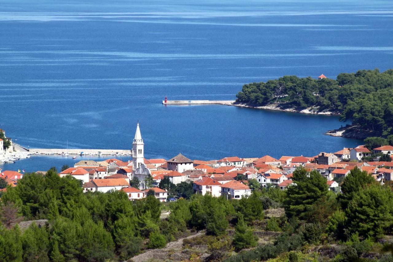 Apartments By The Sea Jelsa, Hvar - 11319 Jelsa  Dış mekan fotoğraf