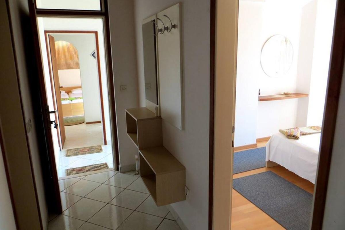 Apartments By The Sea Jelsa, Hvar - 11319 Jelsa  Dış mekan fotoğraf
